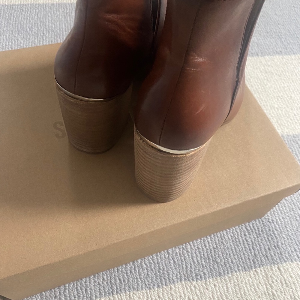 Steve Madden Booties - Picture 3 of 3